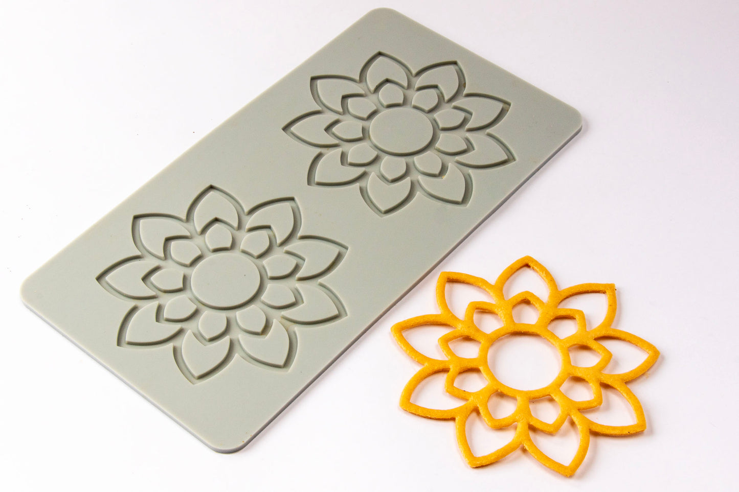 Floral Fantasy Flower Tuile Mold